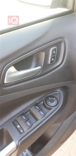 فۆرد ئێسکەیپ